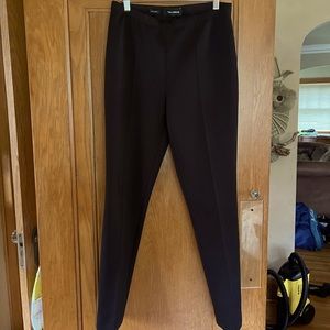 YIGAL AZROUEL black pull on stretch pleated dress pants, size 10.